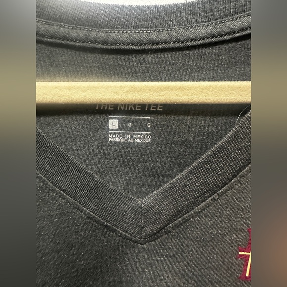Nike Women’s Florida State V-Neck Tee - Picture 2 of 5